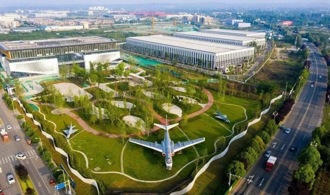彭州市：标准护航无人机飞出“一片天”(图3)